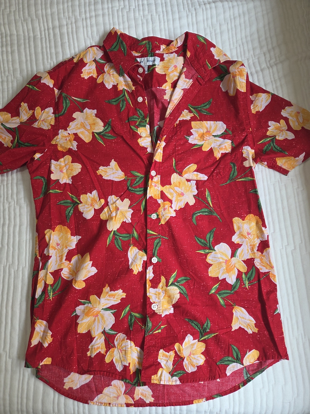 Old Navy Red Short-Sleeve Floral Button-Down Shirt